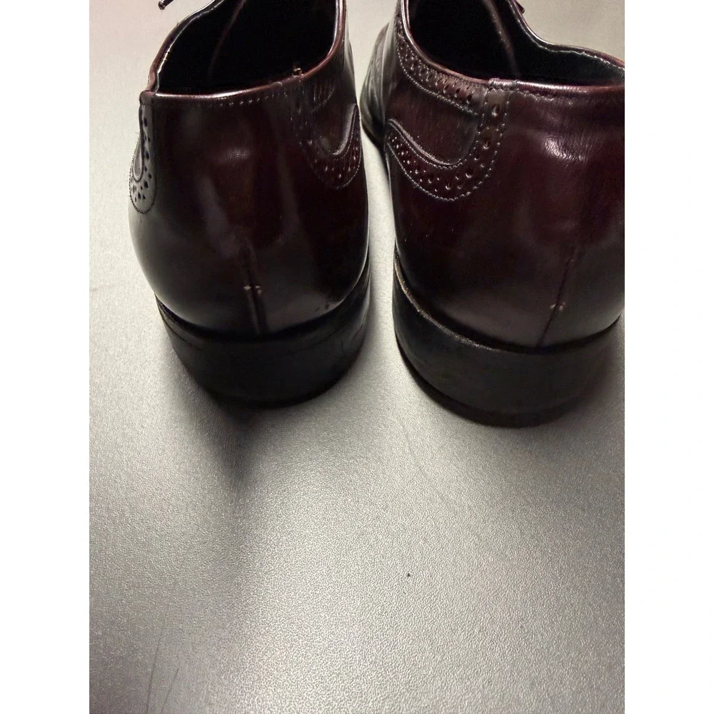 N/A classic wingtip